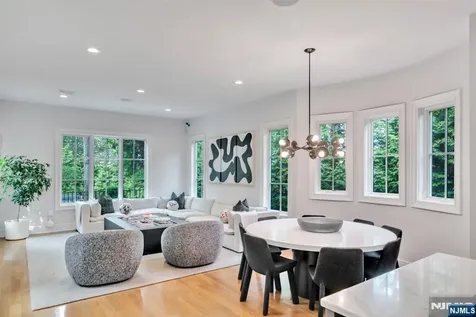 89 Depeyster Avenue Tenafly NJ 07670