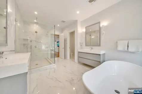 89 Depeyster Avenue Tenafly NJ 07670