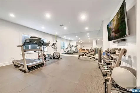 89 Depeyster Avenue Tenafly NJ 07670