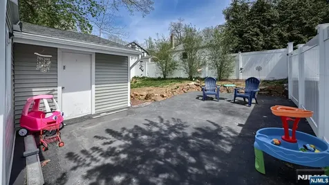 16 Forest Terrace Wayne NJ 07470
