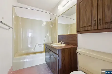 555 North Avenue Fort Lee NJ 07024