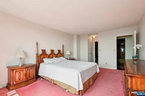 555 North Avenue Fort Lee NJ 07024