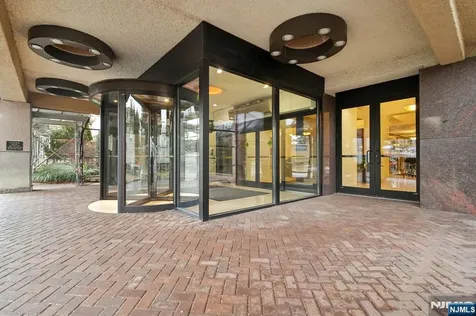 555 North Avenue Fort Lee NJ 07024