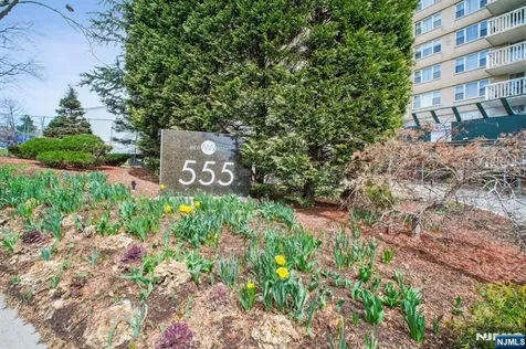 555 North Avenue Fort Lee NJ 07024