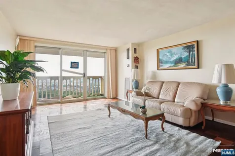 555 North Avenue Fort Lee NJ 07024