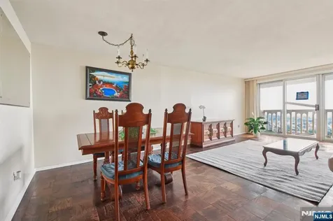555 North Avenue Fort Lee NJ 07024