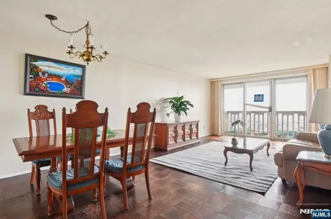 555 North Avenue Fort Lee NJ 07024