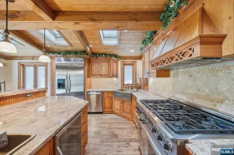 1561 Macopin Road West Milford NJ 07480