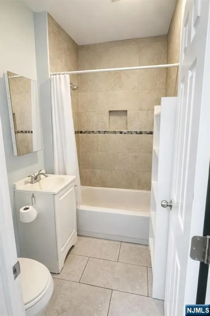 100 Rosa Parks Boulevard Paterson NJ 07501