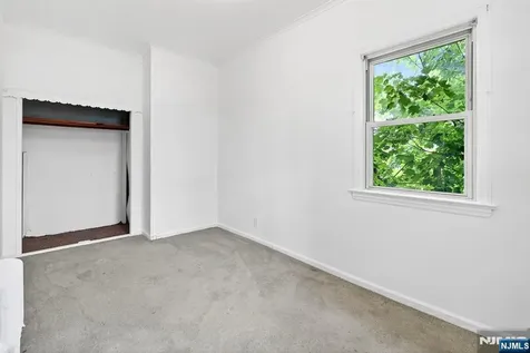 319 Paterson Avenue East Rutherford NJ 07073