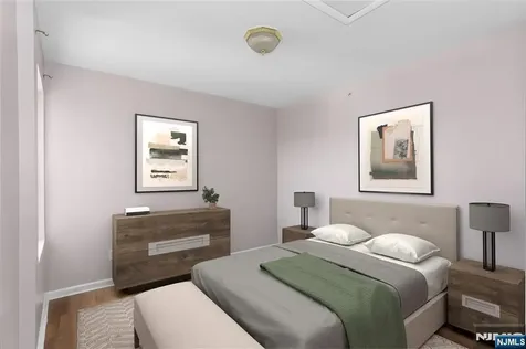 133 Maple Avenue East Orange NJ 07017