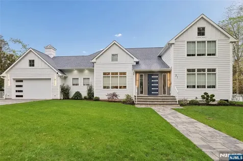 31 Engleside Street Cresskill NJ 07626