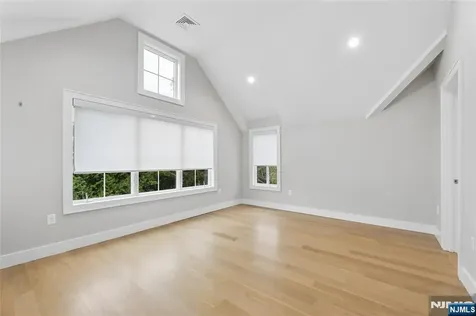 31 Engleside Street Cresskill NJ 07626