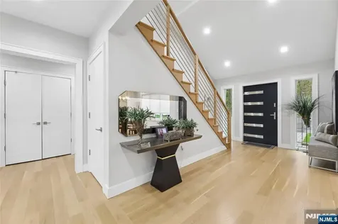 31 Engleside Street Cresskill NJ 07626