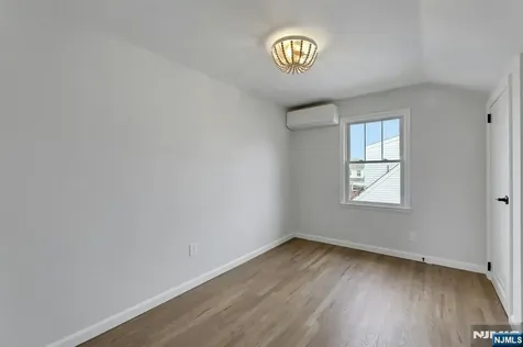 12-68 12th Street Fair Lawn NJ 07410