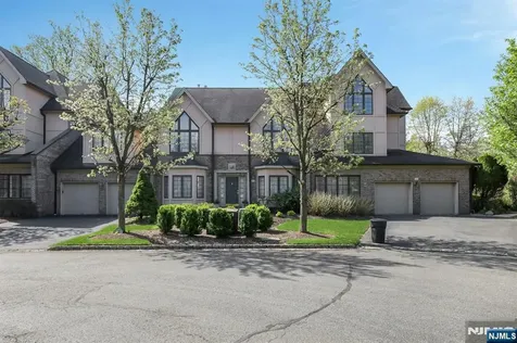 278 Hampshire Ridge Park Ridge NJ 07656