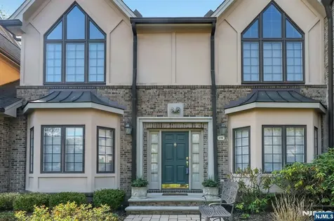 278 Hampshire Ridge Park Ridge NJ 07656