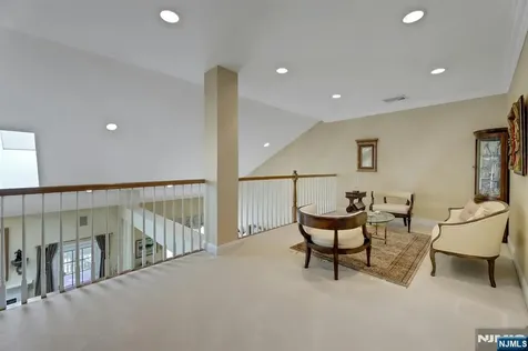 278 Hampshire Ridge Park Ridge NJ 07656