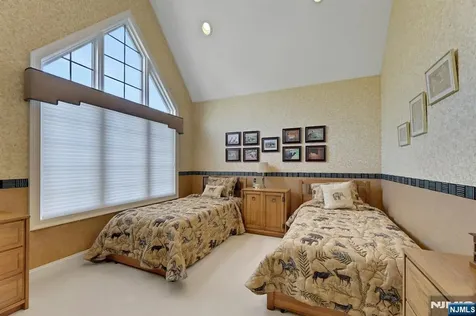278 Hampshire Ridge Park Ridge NJ 07656