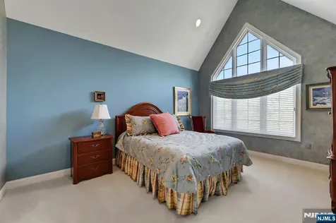 278 Hampshire Ridge Park Ridge NJ 07656
