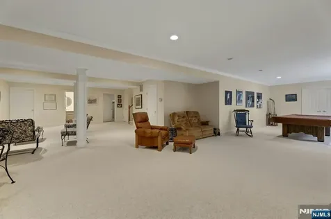 278 Hampshire Ridge Park Ridge NJ 07656