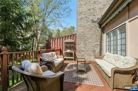 278 Hampshire Ridge Park Ridge NJ 07656