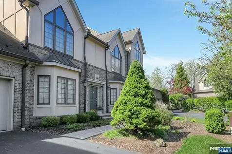 278 Hampshire Ridge Park Ridge NJ 07656