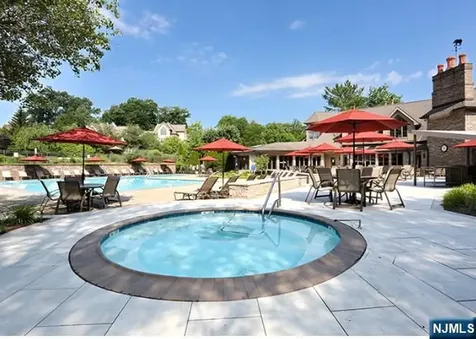 278 Hampshire Ridge Park Ridge NJ 07656