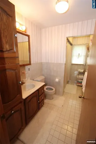 28 Taylor Woodland Park NJ 07424