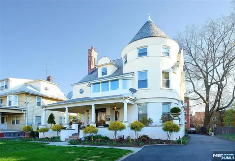433 New England Terrace Orange NJ 07050