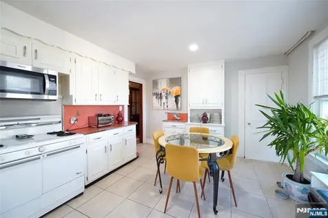 433 New England Terrace Orange NJ 07050