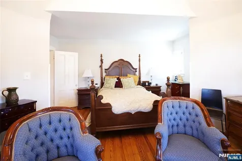 433 New England Terrace Orange NJ 07050