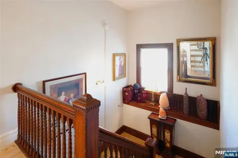 433 New England Terrace Orange NJ 07050