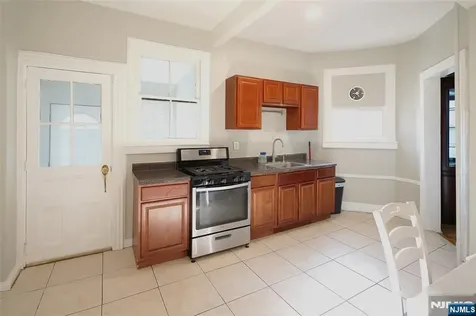 433 New England Terrace Orange NJ 07050