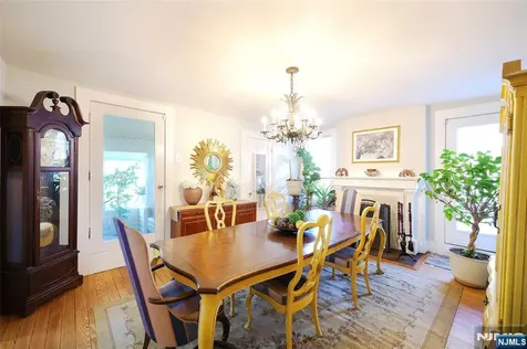 433 New England Terrace Orange NJ 07050