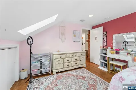 24 N Crest Drive Cresskill NJ 07626