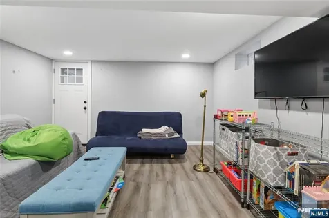24 N Crest Drive Cresskill NJ 07626