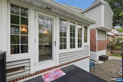 24 N Crest Drive Cresskill NJ 07626