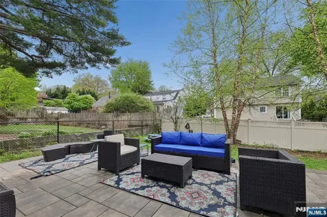 24 N Crest Drive Cresskill NJ 07626