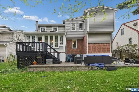 24 N Crest Drive Cresskill NJ 07626