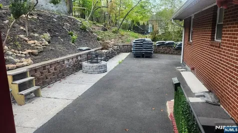 468 Oak Street Ridgefield NJ 07657