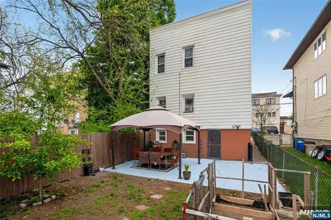 165 Macarthur Avenue Garfield NJ 07026