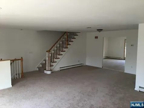 26 Lee Street Elmwood Park NJ 07407