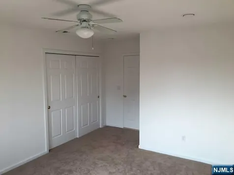 26 Lee Street Elmwood Park NJ 07407