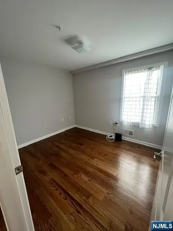 66 Delaware Street Elizabeth NJ 07206