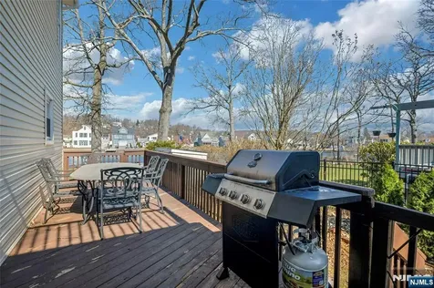 32 Mcnabb Road Jefferson Township NJ 07849