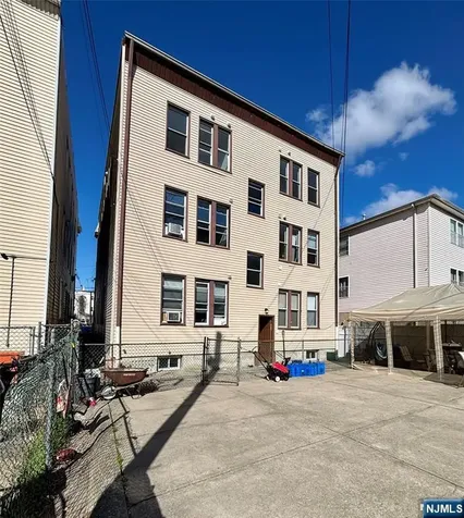 7 Franklin Avenue Harrison NJ 07029
