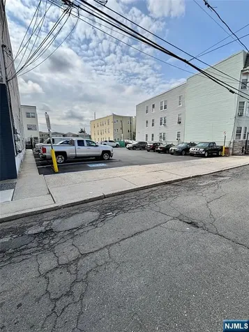 7 Franklin Avenue Harrison NJ 07029