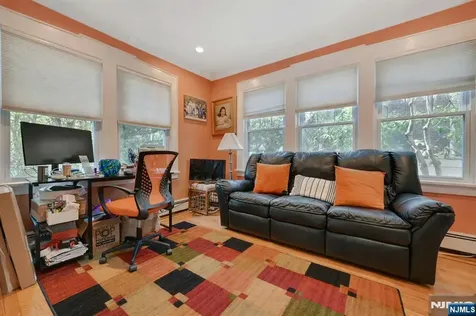 1334 Pennington Road Teaneck NJ 07666
