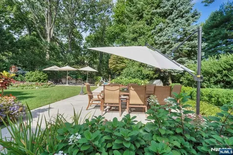 167 Maple Street Englewood NJ 07631